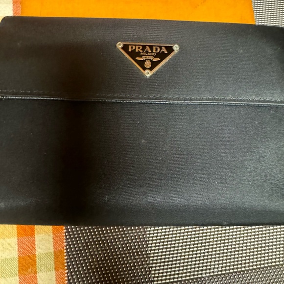 Prada wallet black silk Gold & black hardware - Picture 5 of 12
